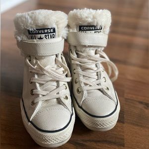 Fur lined high top leather converse(cream)